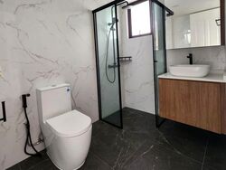 Kew Vale (D16), Terrace #585652941